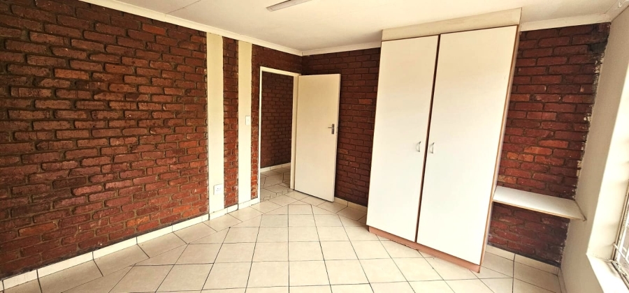 To Let 2 Bedroom Property for Rent in Modderfontein AH North West